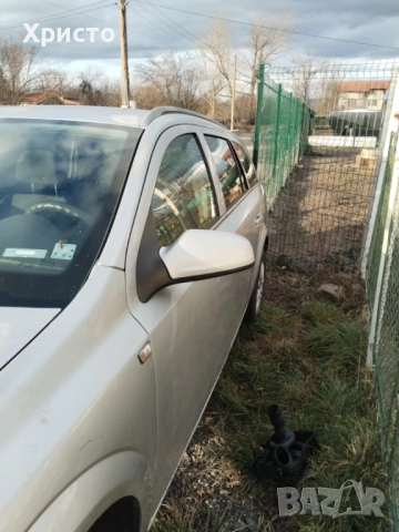 Opel Astra 1.7 2005 дизел на части или цяло, снимка 3 - Автомобили и джипове - 53394528