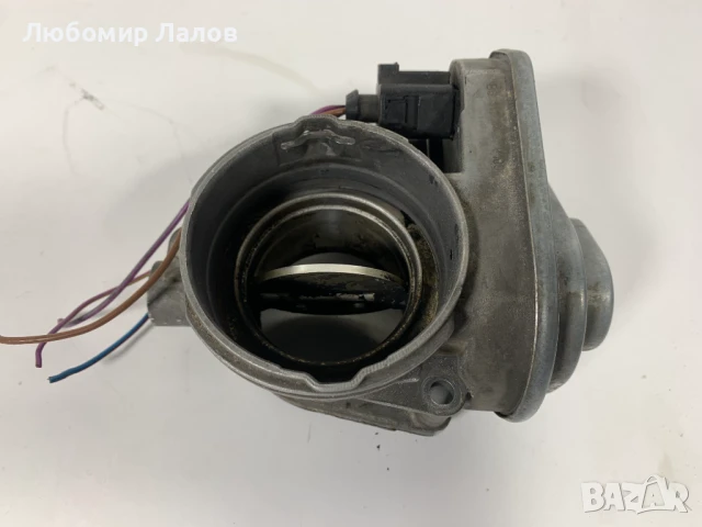 Дроселова клапа 1.9 TDI 105 к.с. (04-09)г. 038128063G, снимка 2 - Части - 51027593