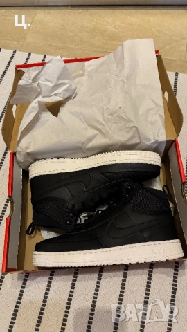 Сникърси Nike Court Vision Mid Wntr