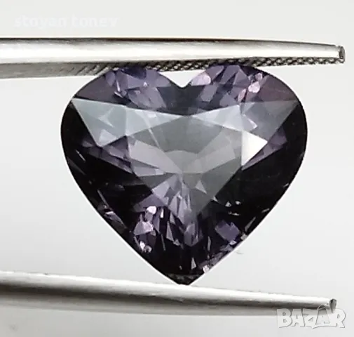 Тренди шпинел в сивеещо лилаво и VVS чистота - 5.02кт.! Нов!, снимка 3 - Колиета, медальони, синджири - 44719364