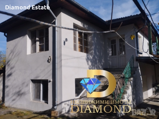 Двуетажна къща в село Опан, обл. Стара Загора, снимка 2 - Къщи - 52749344