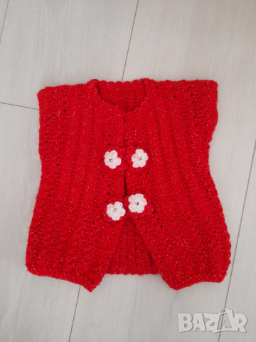 Ръчно плетени елеци за бебета, снимка 2 - Жилетки и елечета за бебе - 45003701