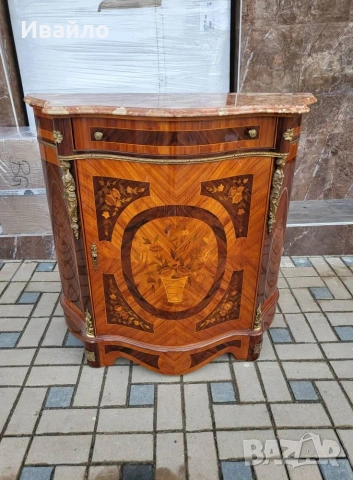 Италиански бароков шкаф , снимка 3 - Шкафове - 53854282