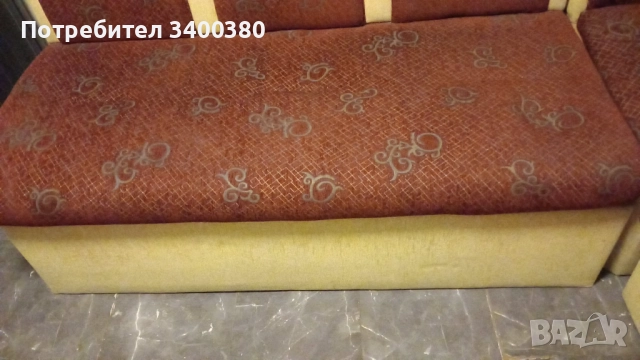 Ъглова Пейка Много Запазена , снимка 2 - Дивани и мека мебел - 52684511