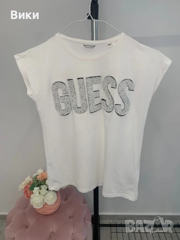 Тениска Guess, 16г подходяща е и за S, снимка 3 - Тениски - 50530746