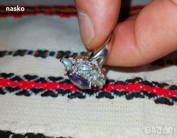 Дамски пръстен с циркони, снимка 9 - Антикварни и старинни предмети - 46445727