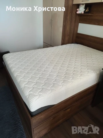 Спалня с матрак, снимка 1