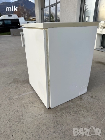 Малък хладилник Либхер - Голям вътрешен обем, снимка 8 - Хладилници - 52549696