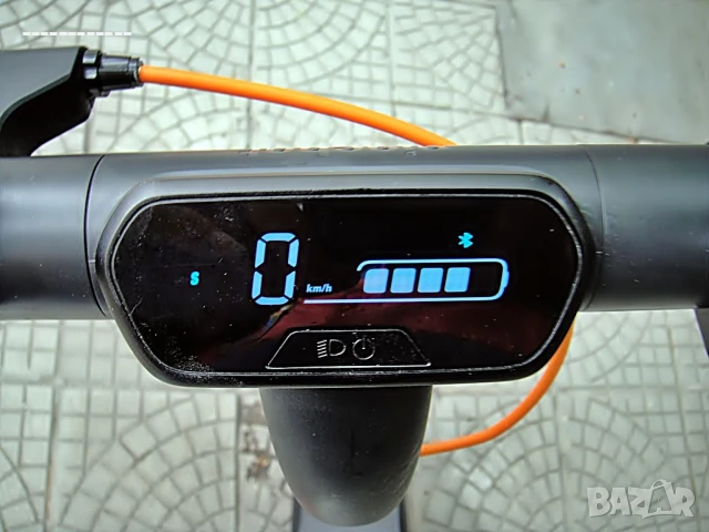 Електрическа тротинетка Segway Ninebot E2E Pro, снимка 7 - Скейтборд, ховърборд, уейвборд - 51217737