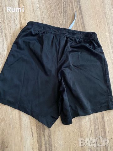 Оригинални юношески къси панталони NIKE DRI-FIT! 137-147 р, снимка 5 - Детски къси панталони - 46248004