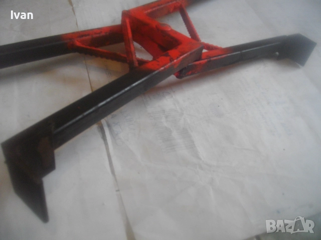 Масивна ръчна щипка скоба за носене на бордюри,павета, бетонни и каменни блокчета, Ж.П. траверси , снимка 9 - Други инструменти - 51537909