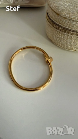 Cartier пирон златна гривна с камъни, снимка 4 - Гривни - 53537342