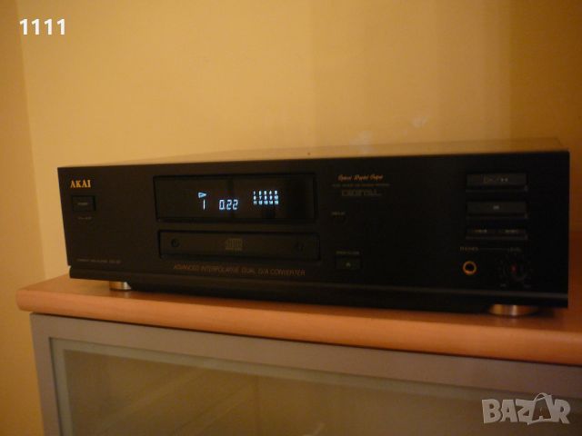 AKAI CD-37, снимка 3 - Ресийвъри, усилватели, смесителни пултове - 45629594