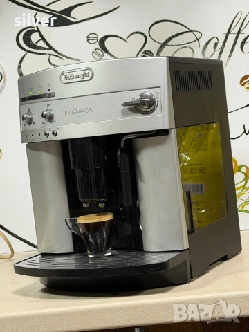 Кафемашина кафе автомат delonghi magnifica с гаранция, снимка 4 - Кафемашини - 53456767