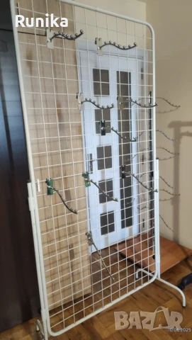 Търговски щендер за дрехи, мартеници, бельо и др.