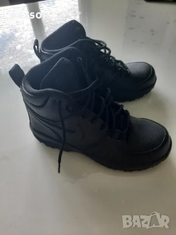 Продавам детски боти Nike Manoa, номер 35,5 см. , снимка 4 - Детски боти и ботуши - 47092656