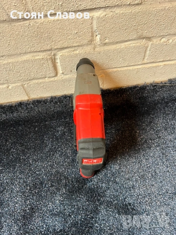 Акумулаторен безчетков перфоратор Milwaukee Fuel M12 CH-, снимка 5 - Бормашини - 53571235