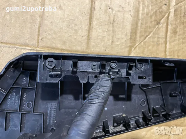 Лайсна Предна Лява Врата 10B867197B Volkswagen ID.3 E11 PRO, снимка 3 - Части - 49998841