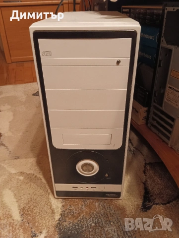 Продавам бяла кутия ASUS Vento