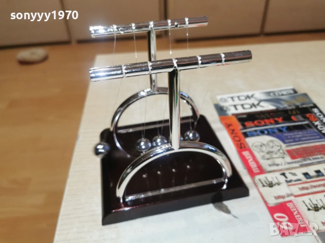 Люлката на Нютон 18Х18Х12см 1401261722, снимка 16 - Колекции - 53098975