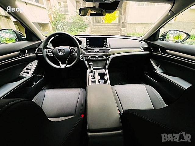 Honda Accord на 24 000 км.! Бартер за имот с доплащане., снимка 13 - Автомобили и джипове - 46097765