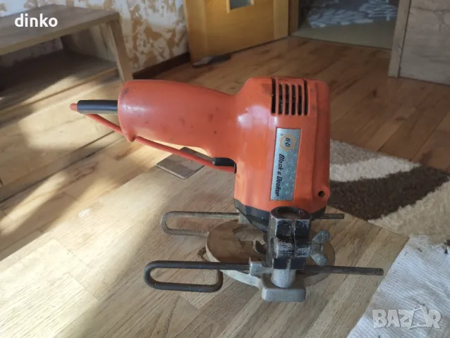 Оберфреза black end decker , снимка 1 - Други инструменти - 48089029