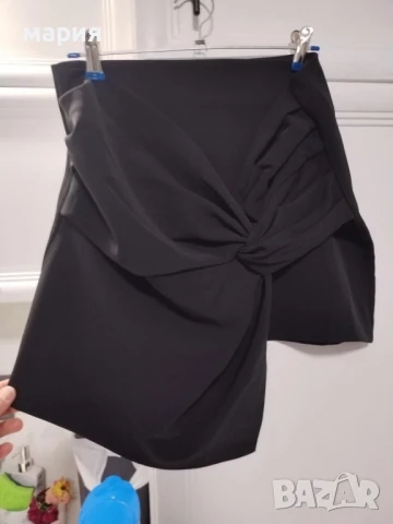 Нова пола Zara S, снимка 4 - Поли - 51109830