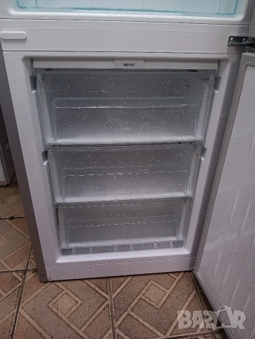 Иноксов комбиниран хладилник с фризер Liebherr с 2 години Гаранция!, снимка 2 - Хладилници - 53607903