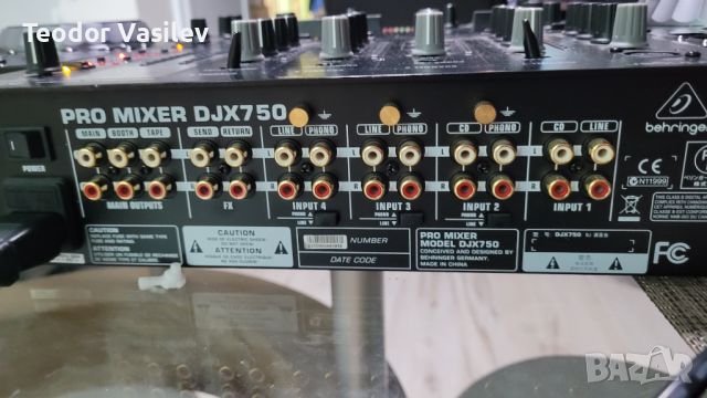 2 x Pioneer CDJ 350 + Behringer DJX750 КАТО НОВИ, снимка 7 - Ресийвъри, усилватели, смесителни пултове - 45932747