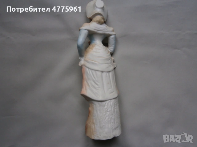 ПОрцеланова фигура 27см., снимка 3 - Антикварни и старинни предмети - 54213077