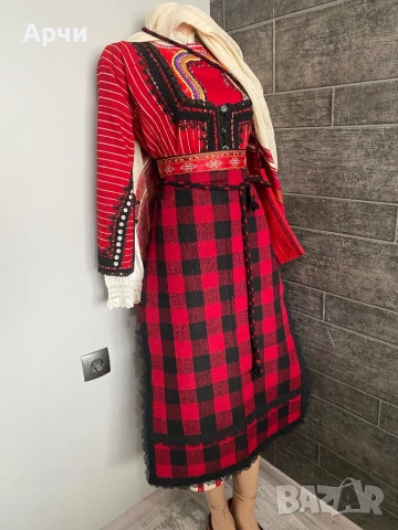 Родопски престилки от автентични платове, снимка 17 - Антикварни и старинни предмети - 53191204