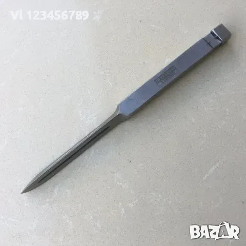 Кама урбан найф Defender Extreme триъгълно острие и калъф