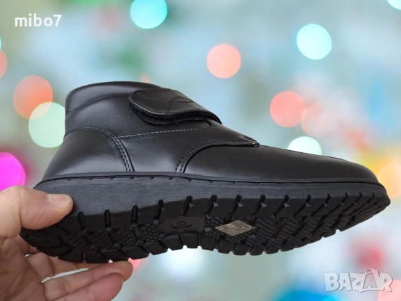Дамски зимни боти с лепенки велкро и дебел топъл хастар в черно., снимка 5 - Дамски боти - 52682263
