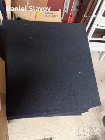 Настилка за фитнес, чисто нова, 2 см дебелина, квадрат 50/50 см - 26 бр., снимка 2 - Фитнес уреди - 53922900