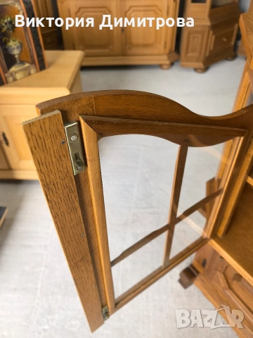 Стенна витрина , снимка 7 - Секции и витрини - 53879464