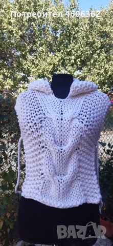 ръчно изплетено детско пончо 