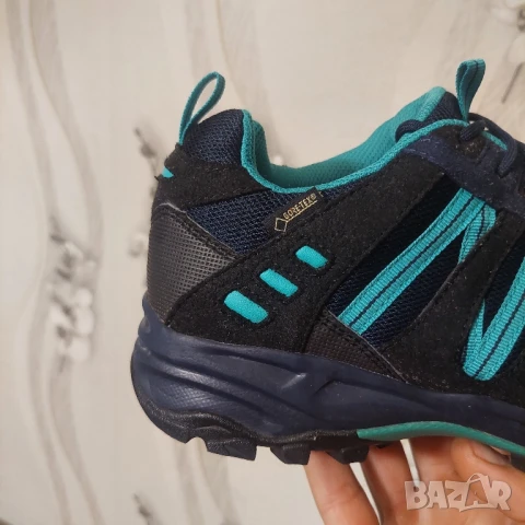 туристически обувки / маратонки  THE NORTH FACE Sakura GORE-TEX номер 40, снимка 11 - Маратонки - 50704396
