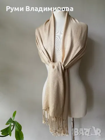 Бежов шал от 100 % вискоза, снимка 7 - Шалове - 49744902