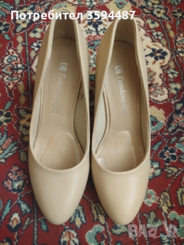 Елегантни бежови токчета