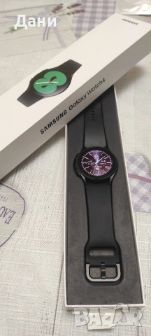 Смарт часовник Samsung Galaxy watch 4 