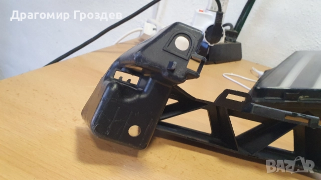 НОВИ, оригинални ляв и десен водач (държач) за задна броня за Peugeot 207 CC / Пежо 207, снимка 16 - Части - 51755693