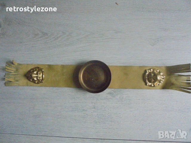 № 8112 Винтидж кожен пепелник за подлакътник 