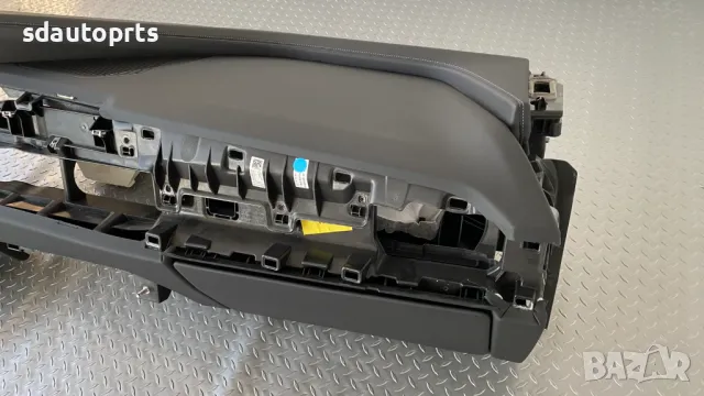 Като Ново Табло BMW 7 i7 G70 Черно със сив шев, снимка 8 - Части - 50307991