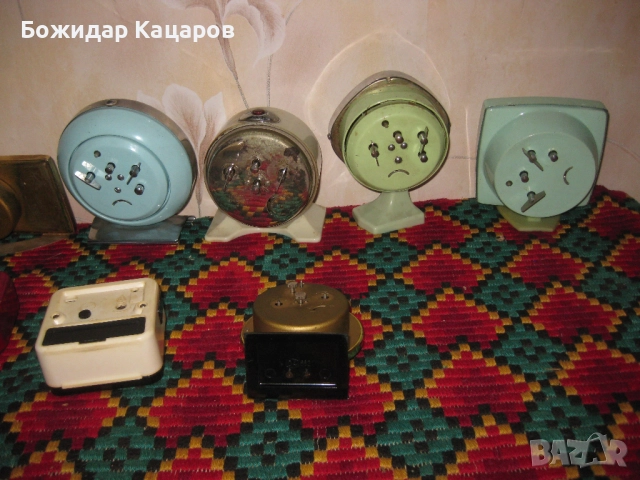 Лот, от 11 стари часовници. Цена 140 лева(71.58 €), за всичко. Пращам по Еконт. За София, може да ги, снимка 6 - Антикварни и старинни предмети - 52025199