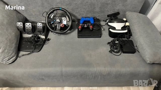 Ps4, волан logitech 29, vr очила, два джойстика, снимка 2 - PlayStation конзоли - 52893767