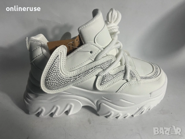 Дамски сникърси крила, снимка 3 - Маратонки - 53644514