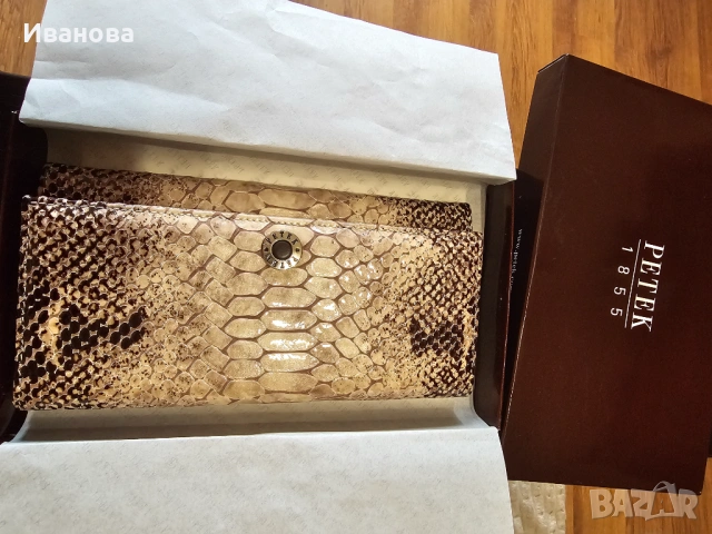Дамски портфейл Petek, снимка 3 - Портфейли, портмонета - 54003694
