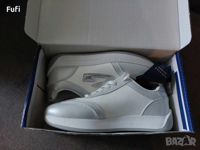 30 лв, нови маратонки с етикети, размер 39 , стелка 24,5 см