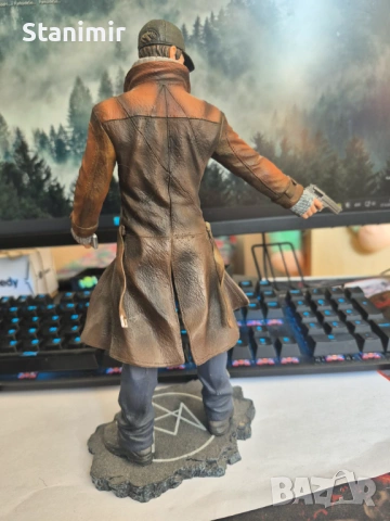 Екшън фигура от Watch Dogs, снимка 2 - Колекции - 53872615