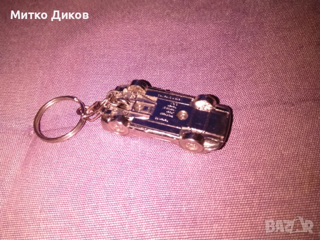 Ключодържател Ферари малка метална количка нов, снимка 2 - Колекции - 53322864